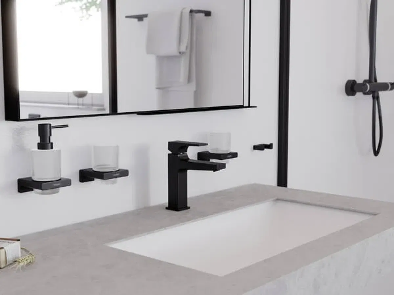 Диспенсер для рідкого мила hansgrohe AddStoris 41745670 чорний матовий 41745670 фото
