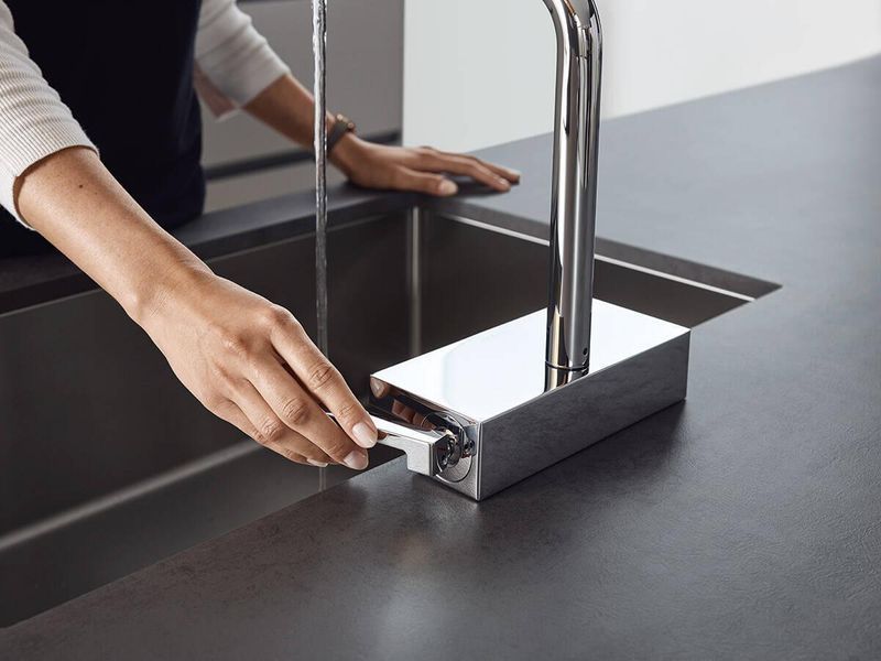 Змішувач для кухні з витяжним виливом 281 мм, колір хром 73830000 HANSGROHE 73830000 фото